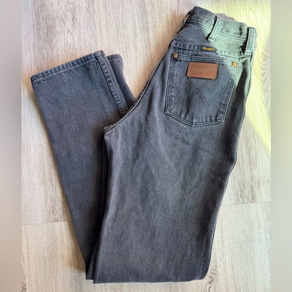 Vintage Wrangler Charcoal Washed Black Grey Denim High Rise Straight Leg Jeans - Picture 1 of 9